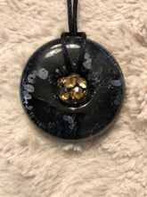 Load image into Gallery viewer, Resin Pendant Necklace